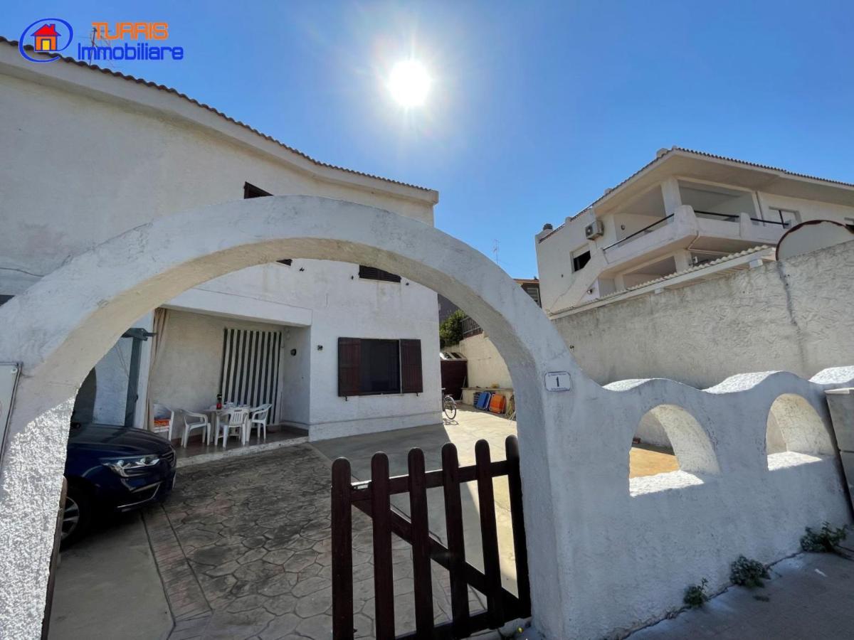Appartamento Il Sole Порто Торес Екстериор снимка